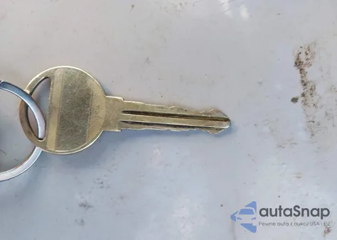 1988 Mazda B2200 Short Bed from USA, damaged, VIN JM2UF1135J0316750